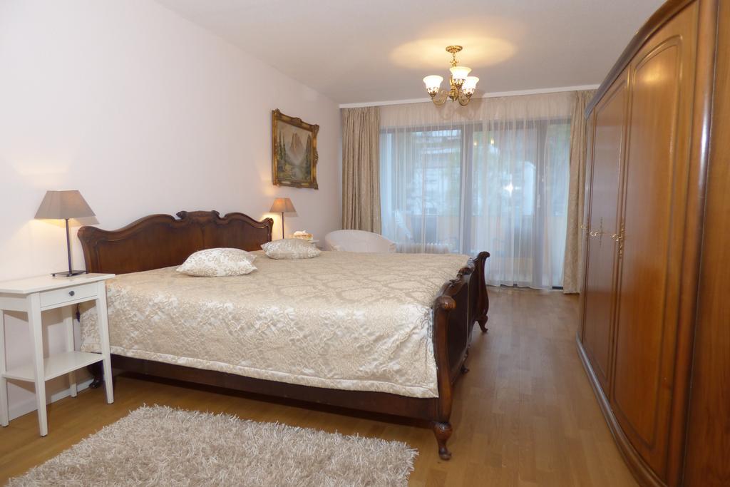 Colibri Apartment Baden-Baden Extérieur photo